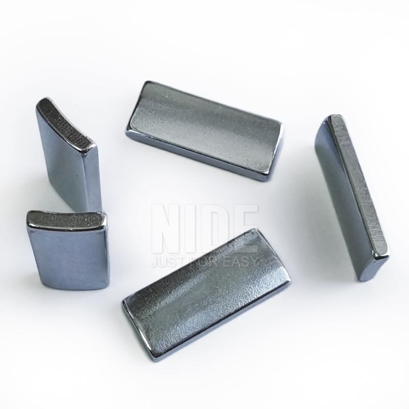Propietats magnètiques dels motors sense escombretes